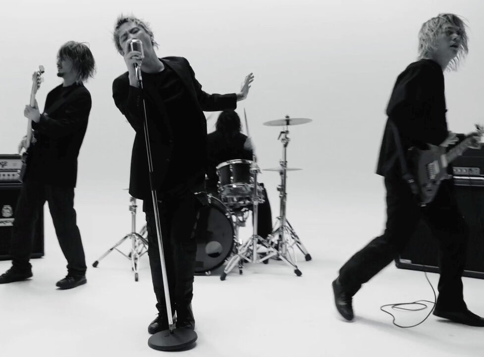 ONE OK ROCK